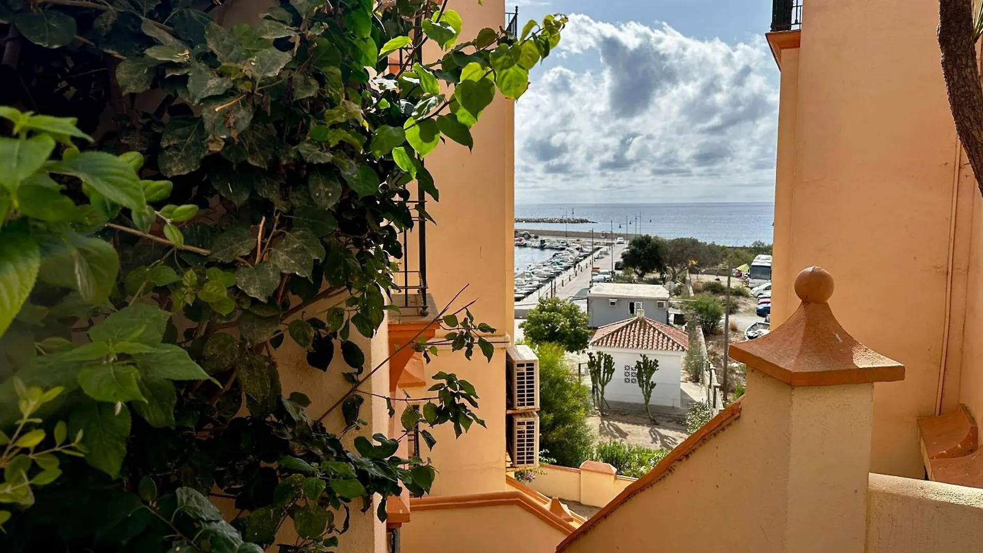 Belgravia Club, Estepona Marina 펜션