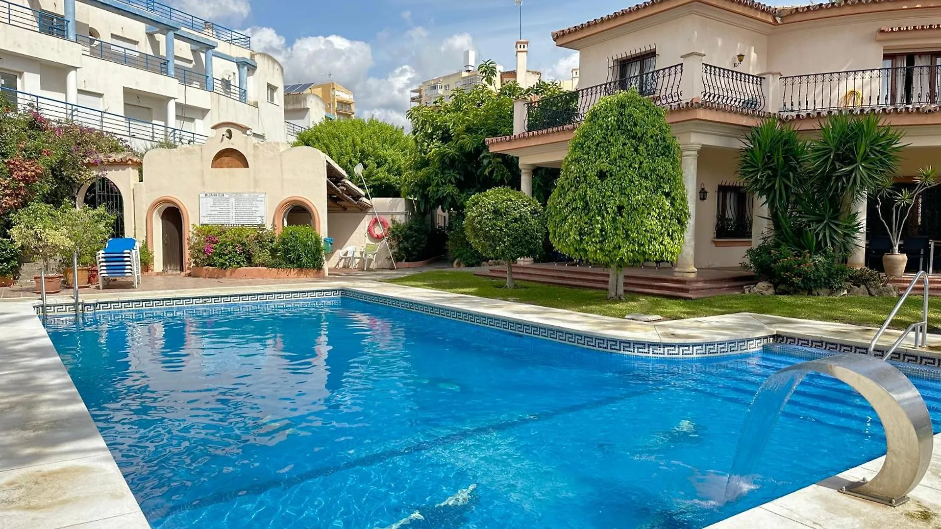 Belgravia Club, Estepona Marina 펜션